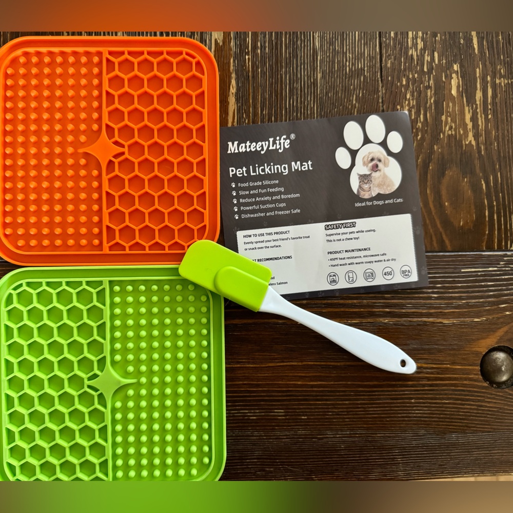 NEW never used. Suction cup pet licking mats.